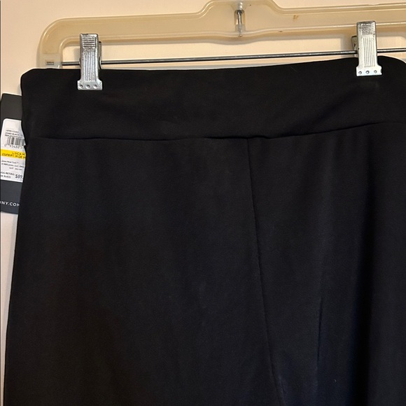 Jones New York black pull on pants elastic waist straight leg size M new w/tag - Picture 4 of 5